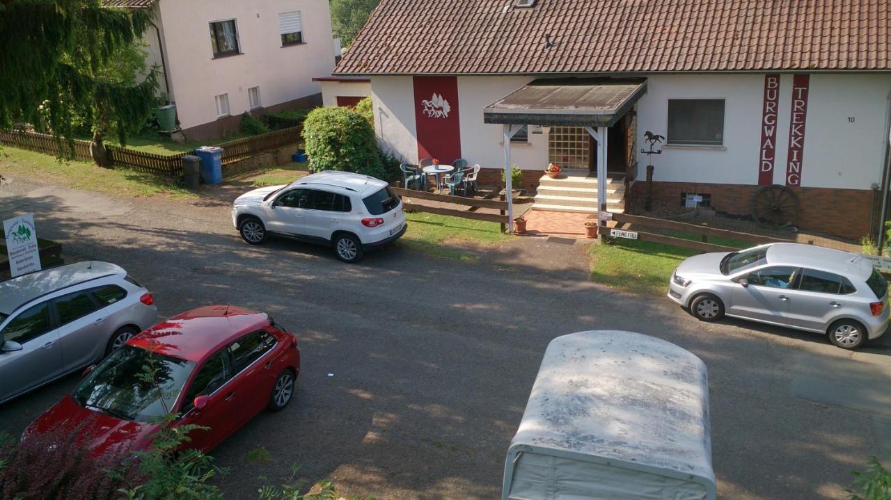 Gästehaus Burgwald-Trekking Mittelsimtshausen Exterior foto